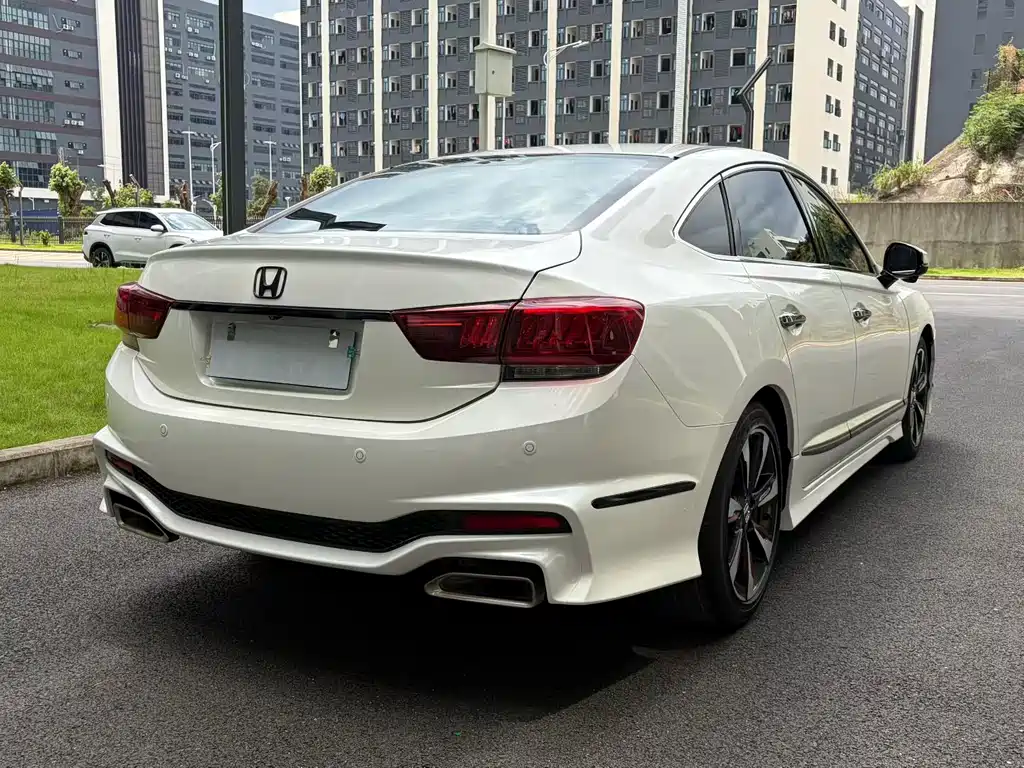 Honda Spirior — миниатюра 9
