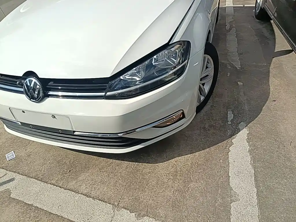 Volkswagen Golf — миниатюра 18