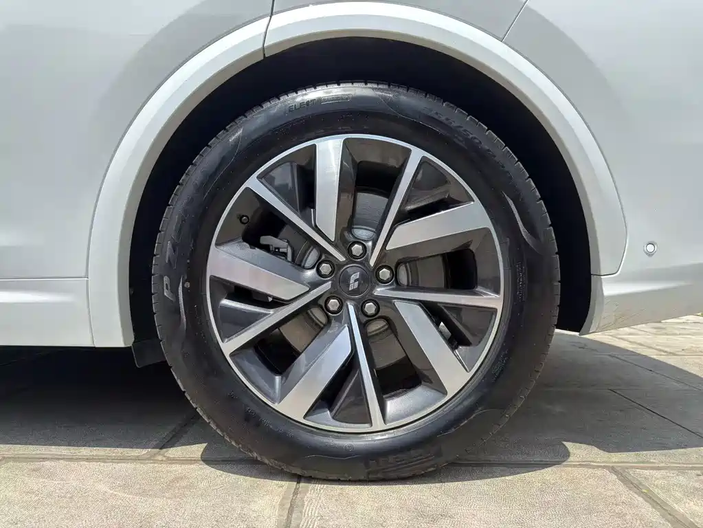 Li Auto Li L7 — миниатюра 11