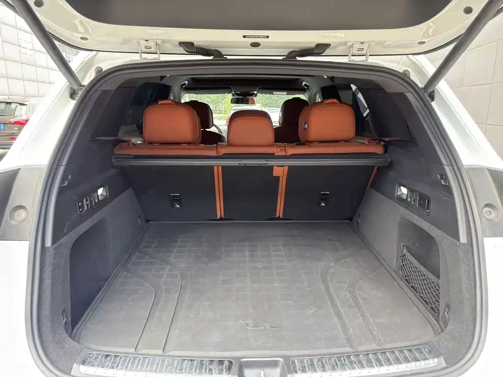 Li Auto Li L7 — миниатюра 17