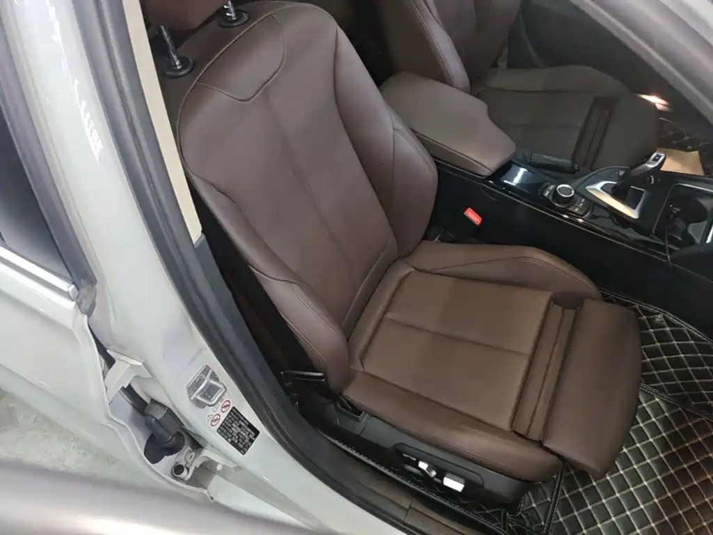 BMW 3 Series — миниатюра 25