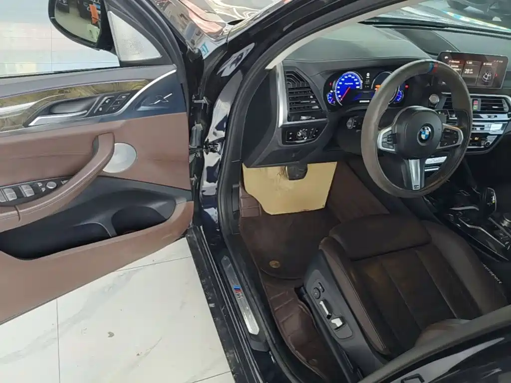 BMW X3 — миниатюра 16