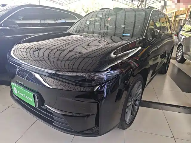 Leapmotor C16
