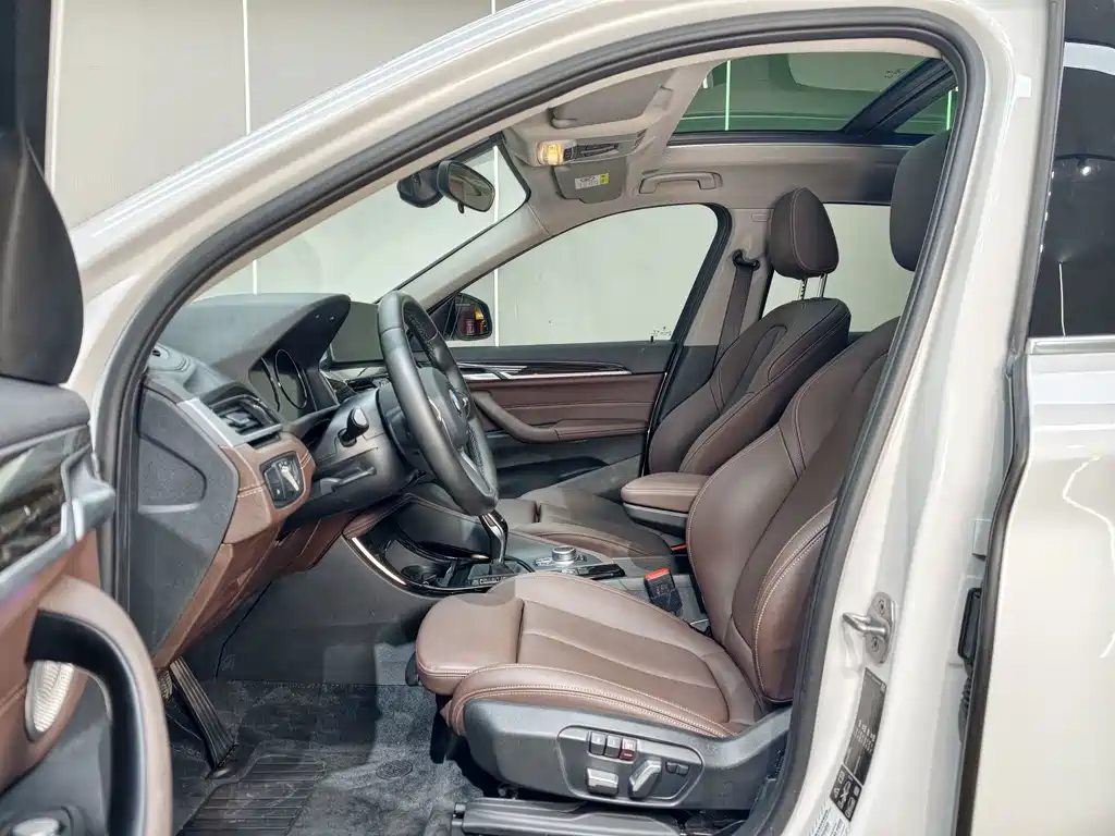 BMW X1 — миниатюра 7