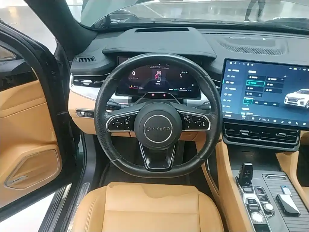 Lynk & Co 09 EM-P — миниатюра 11