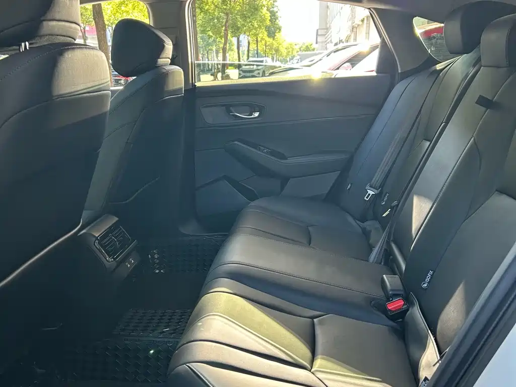 Honda Inspire — миниатюра 5