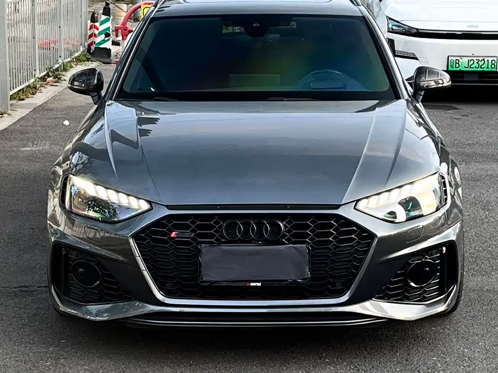 Audi RS 4 — миниатюра 2