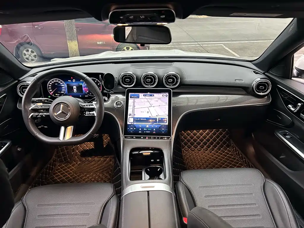 Mercedes-Benz C-Class — миниатюра 4