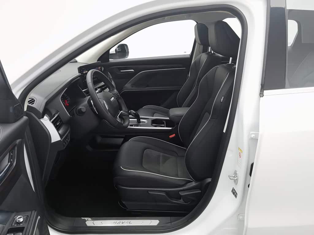 Haval Haval H6 1.5 л 2023 г. Белый, пробег 35100 км