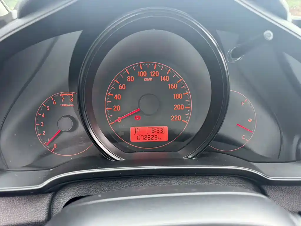 Honda Fit — миниатюра 14