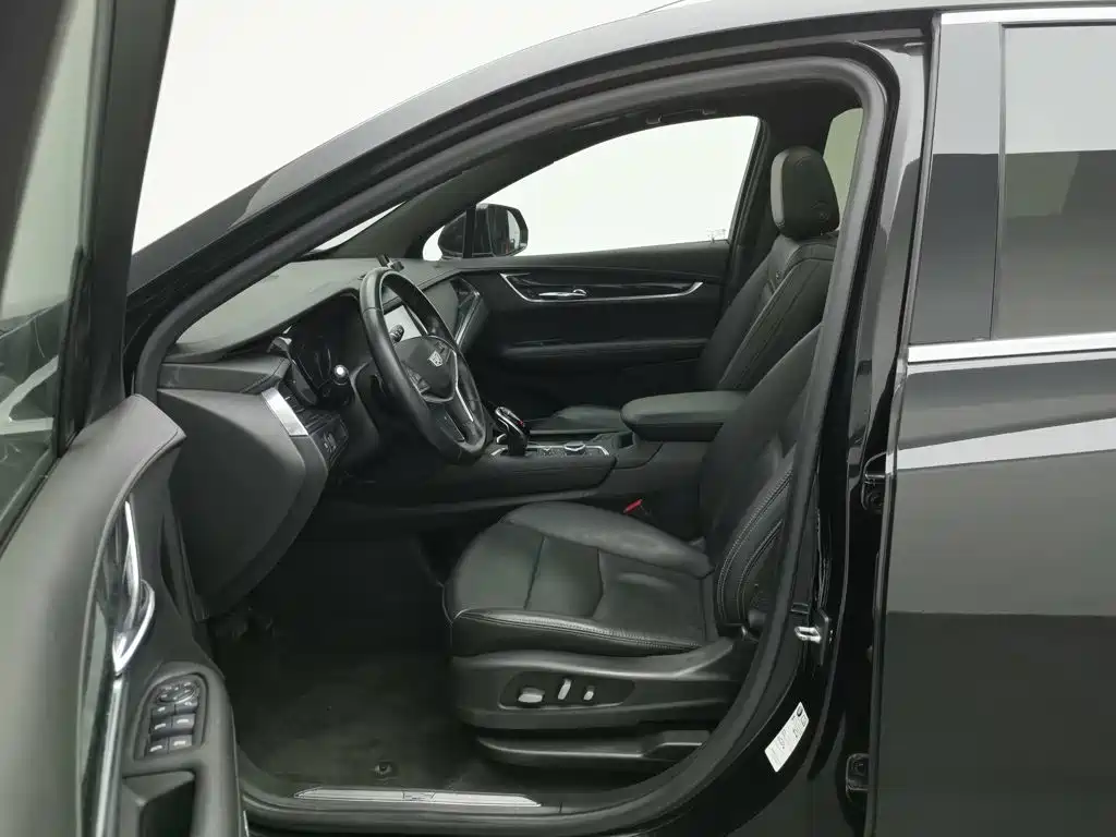 Cadillac XT5 — миниатюра 10