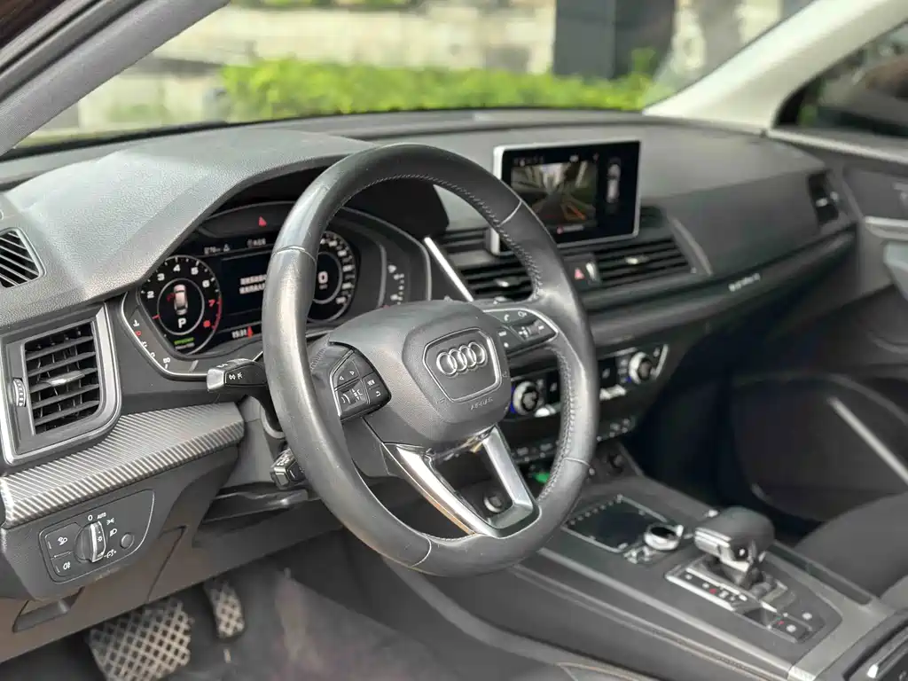 Audi Q5L — миниатюра 23