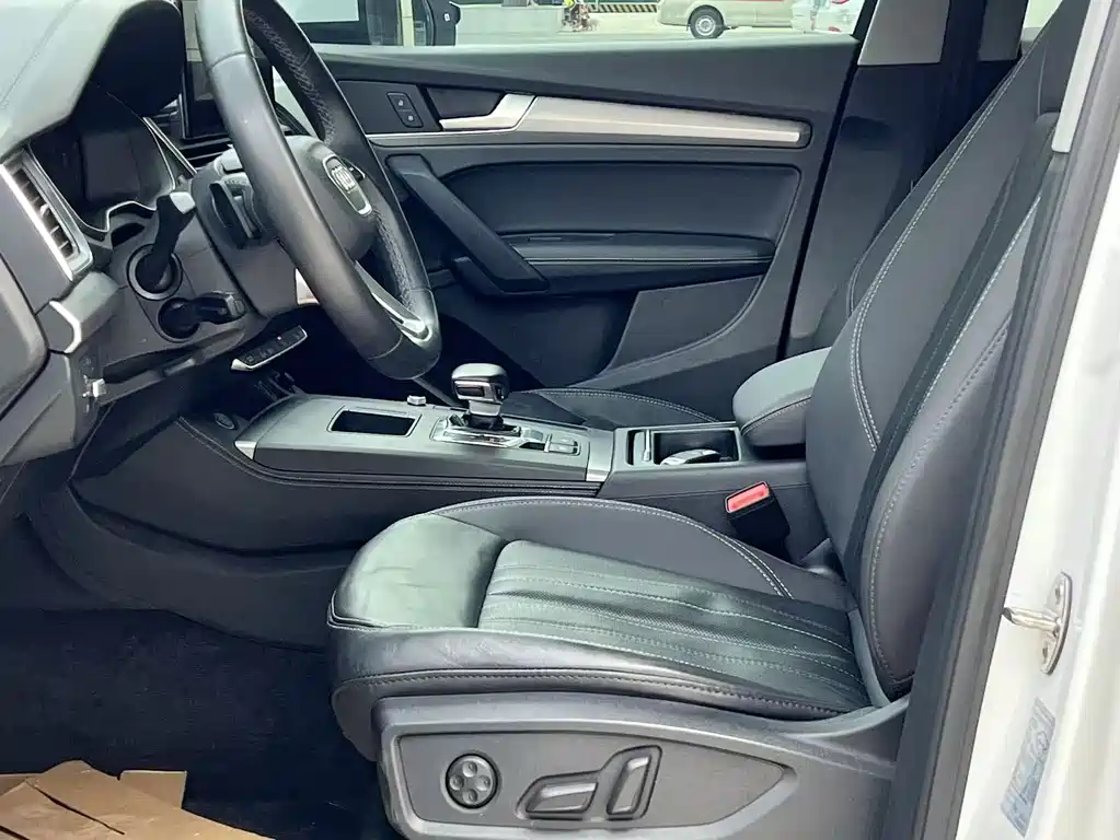 Audi Q5L — миниатюра 4