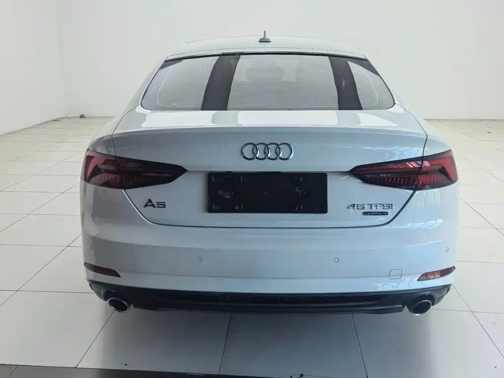 Audi A5 (Import) — миниатюра 8