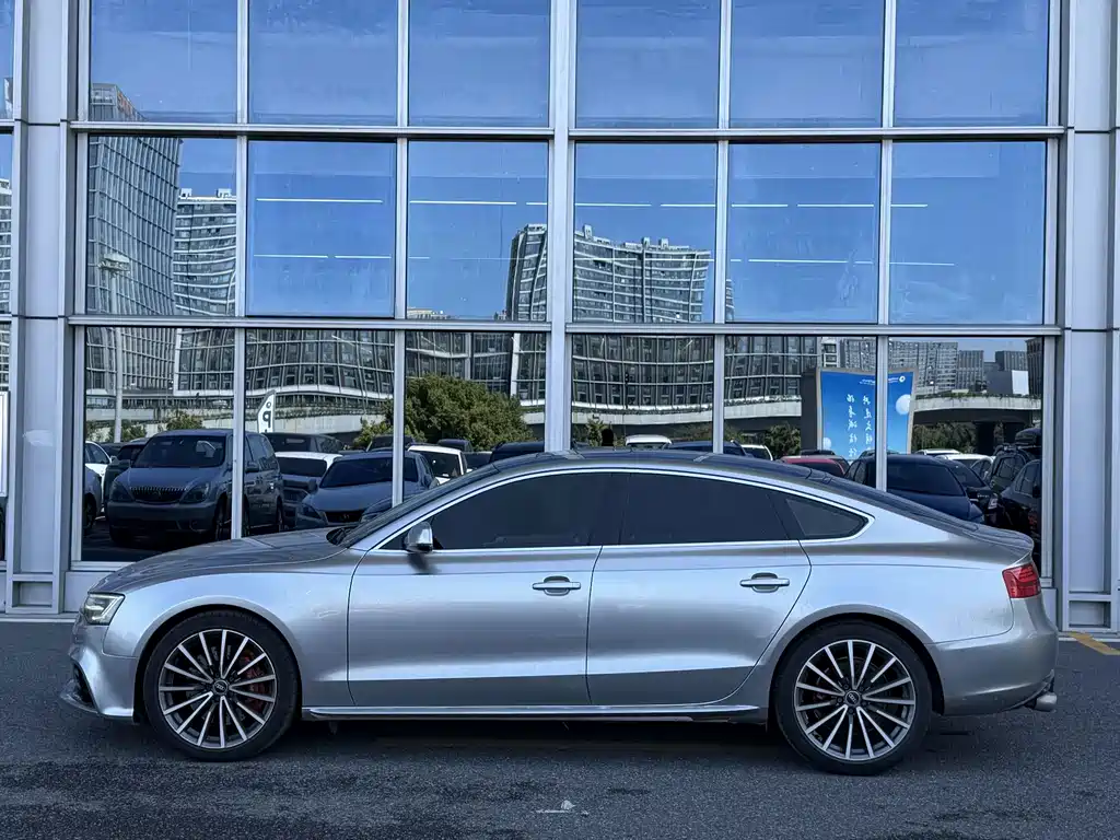 Audi A5 (Import) — миниатюра 3
