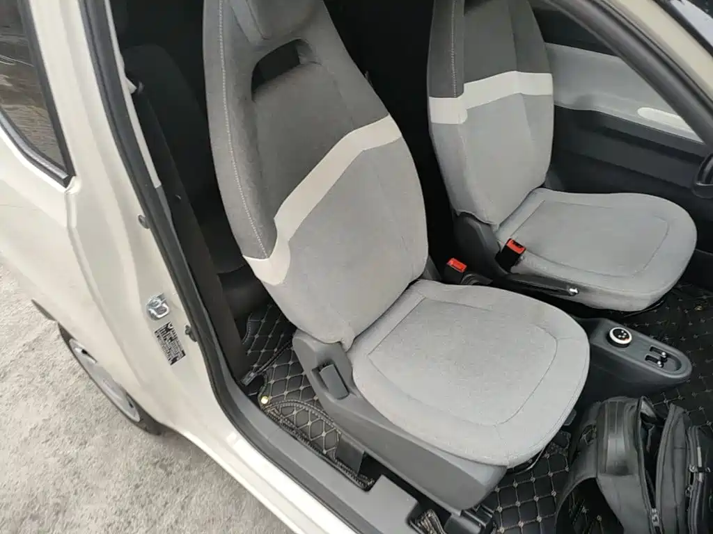 Wuling MINIEV — миниатюра 25