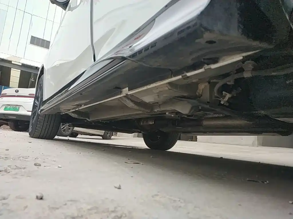 Mitsubishi Outlander — миниатюра 22