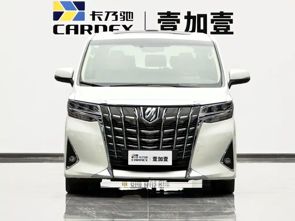 Toyota Alphard — миниатюра 2
