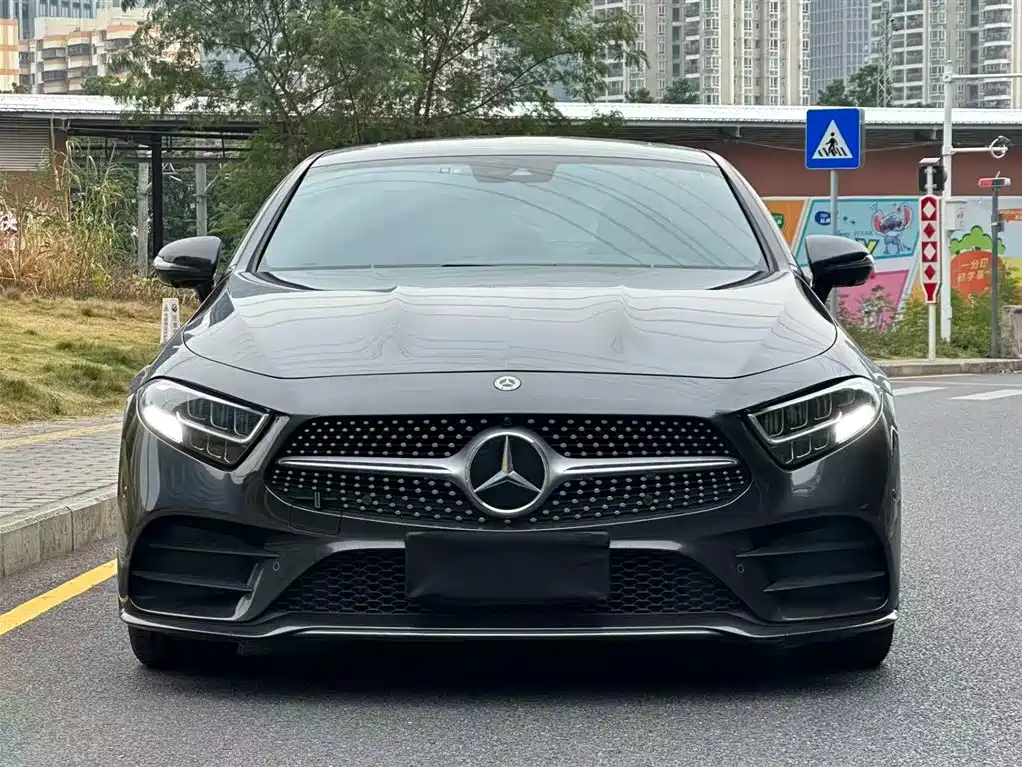 MERCEDES-BENZ CLS