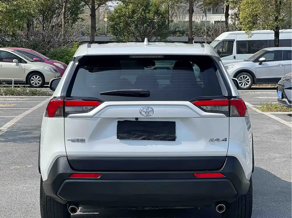 TOYOTA RAV4 RONGFANG