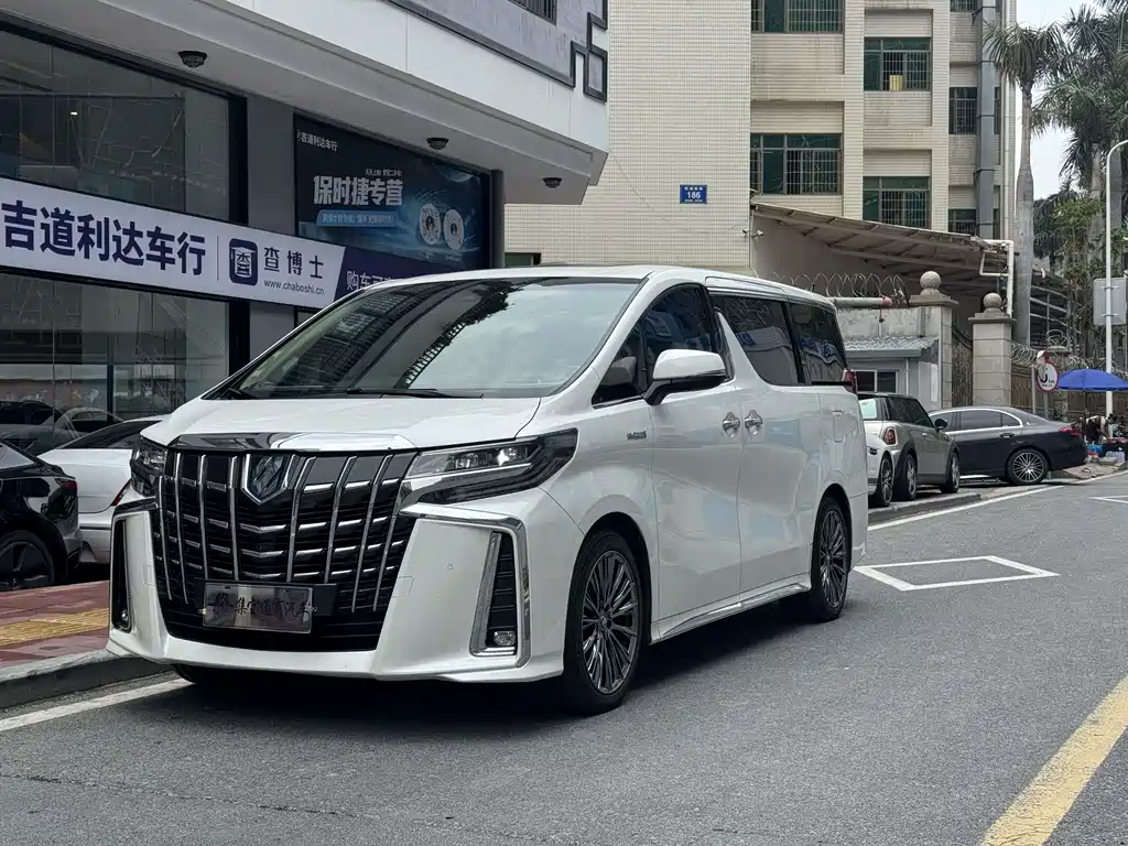 Toyota Alphard 2021