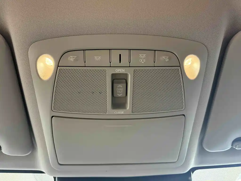 Nissan X-Trail — миниатюра 9