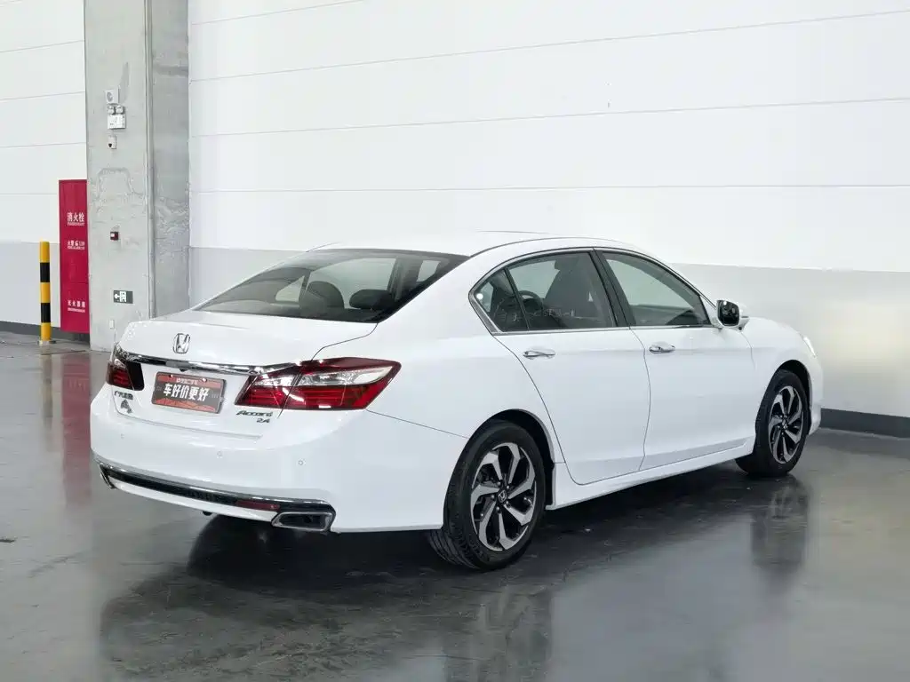 Honda Accord — миниатюра 2