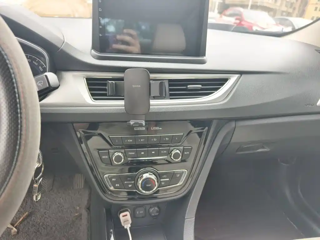 Changan V7 — миниатюра 14