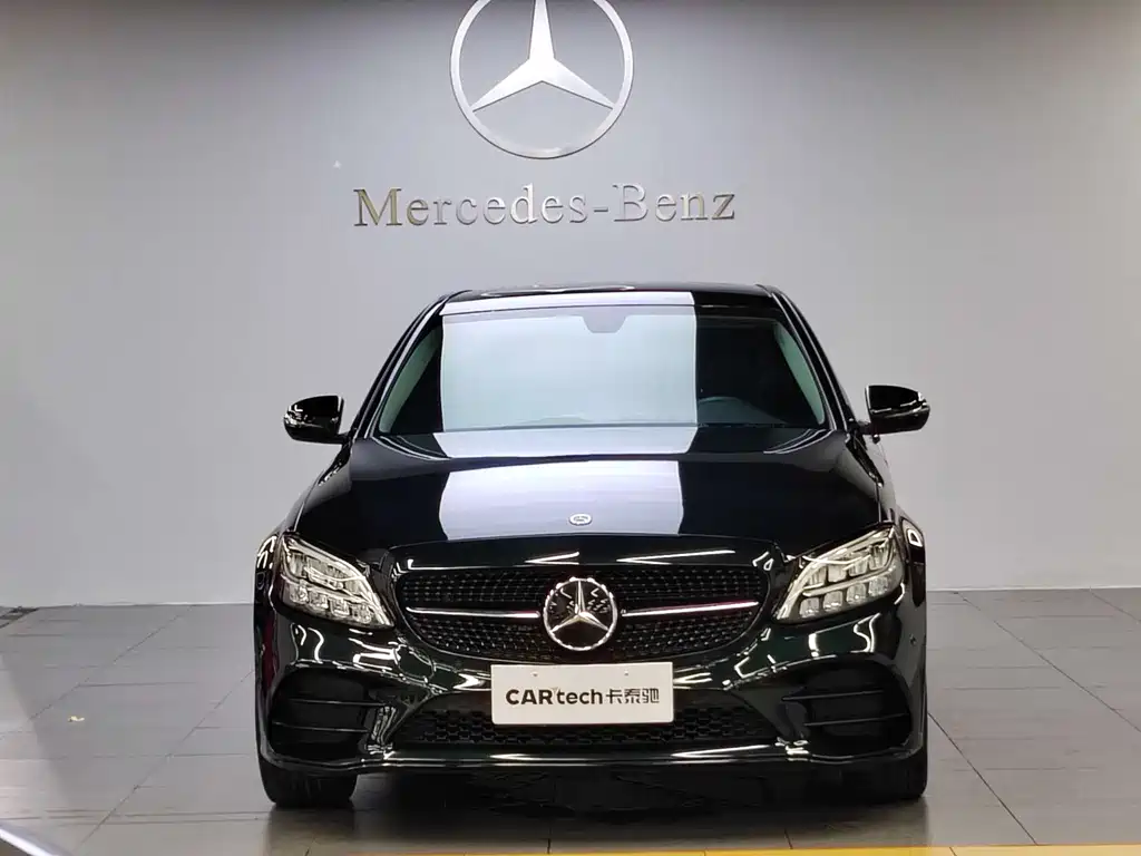 Mercedes-Benz C-Class — миниатюра 3