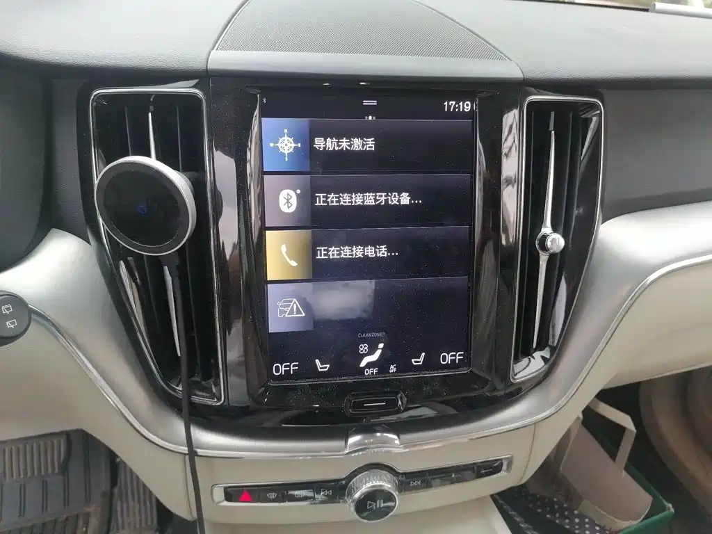 Volvo XC60 — миниатюра 9