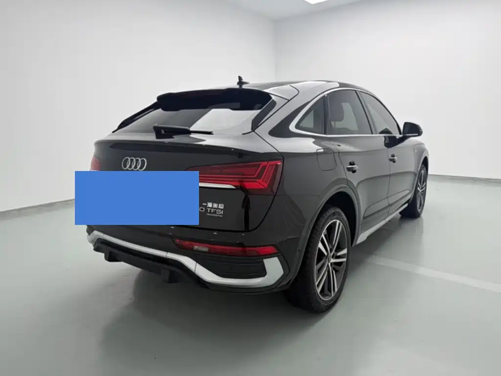 Audi Q5L Sportback — миниатюра 10