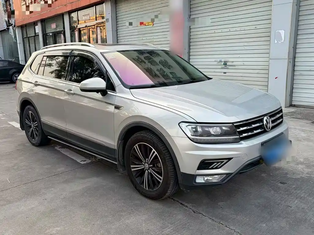 Volkswagen Tiguan L — миниатюра 4