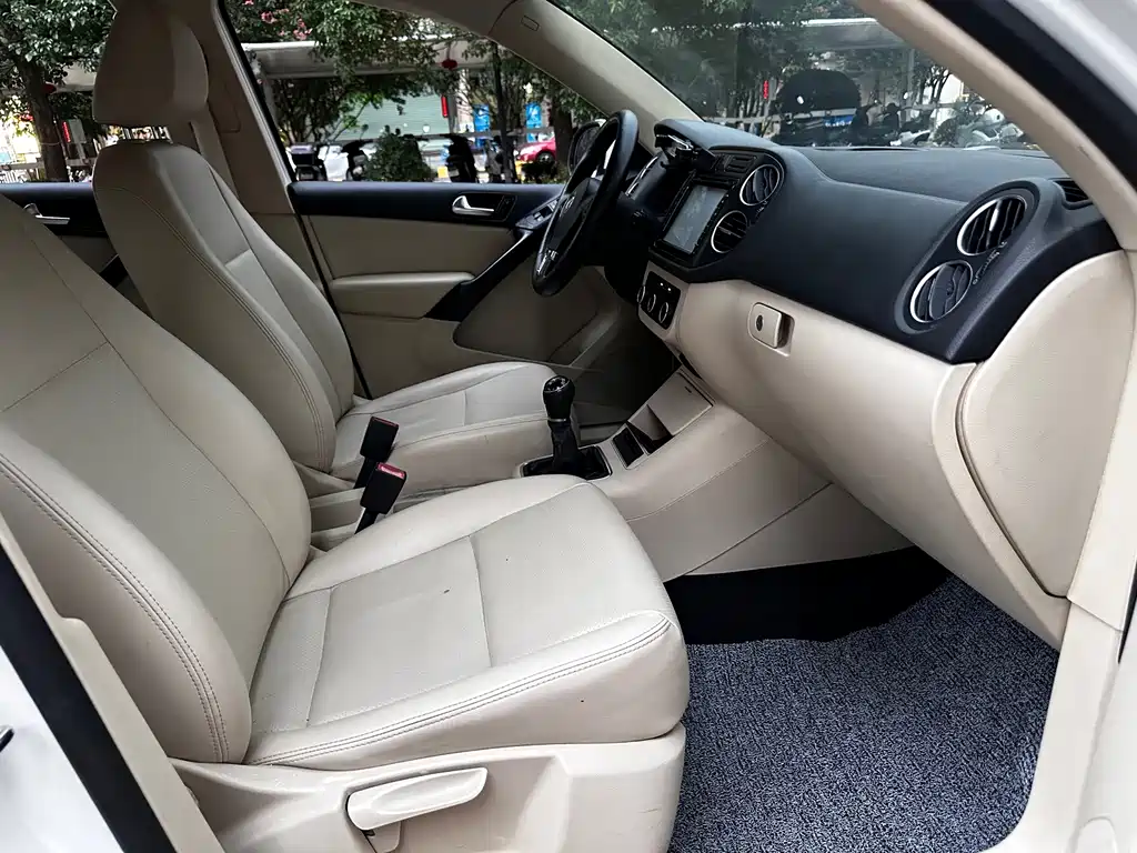 Volkswagen Tiguan — миниатюра 17