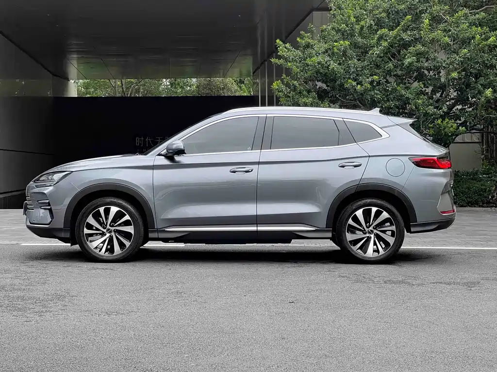 BYD Song Plus PLUS 2023 Champion DM-i 150KM Flagship PLUS