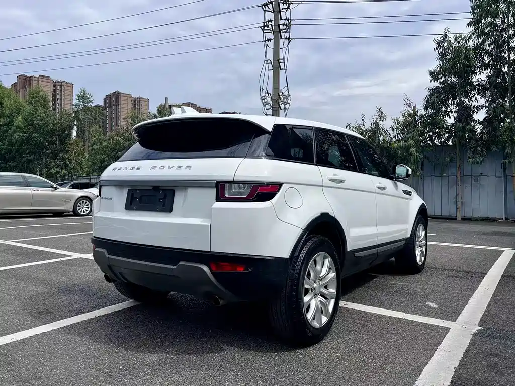 Land Rover Evoque — миниатюра 4