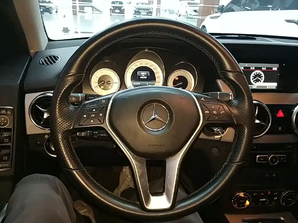 Mercedes-Benz GLK-Class — миниатюра 11