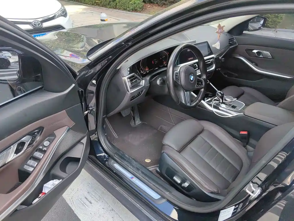 BMW 3 Series — миниатюра 14