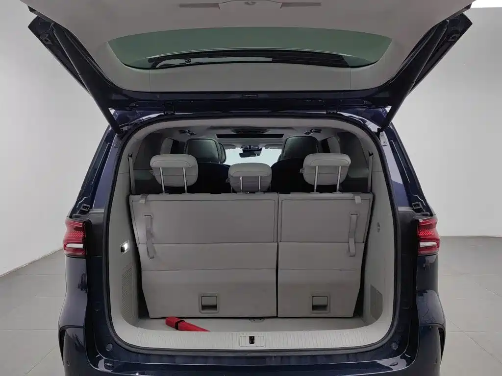 Roewe iMAX8 — миниатюра 16