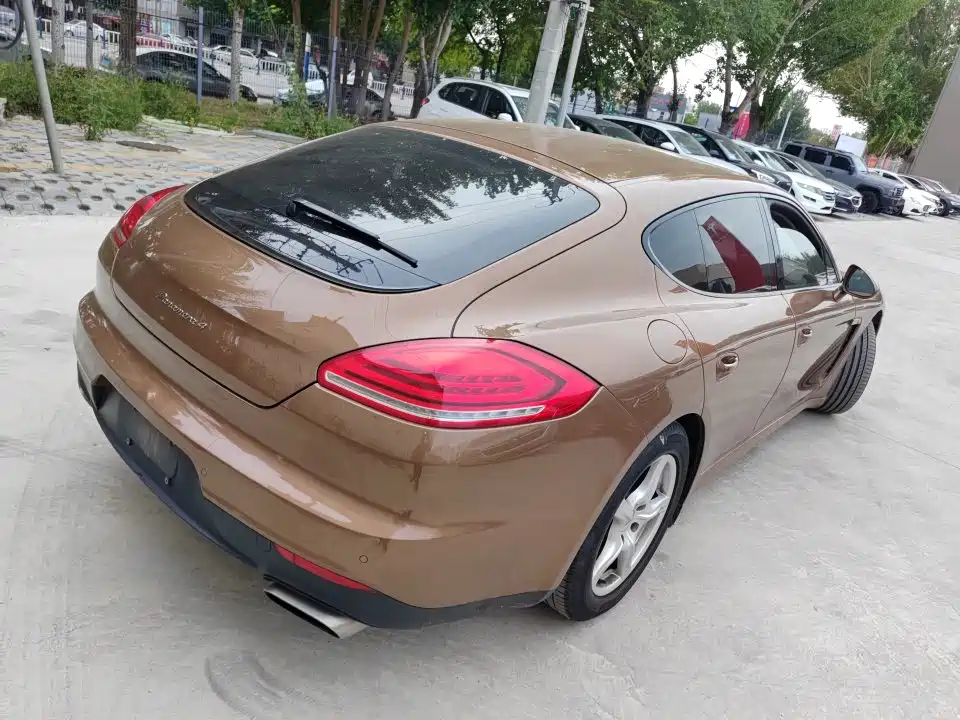 Porsche Panamera — миниатюра 7