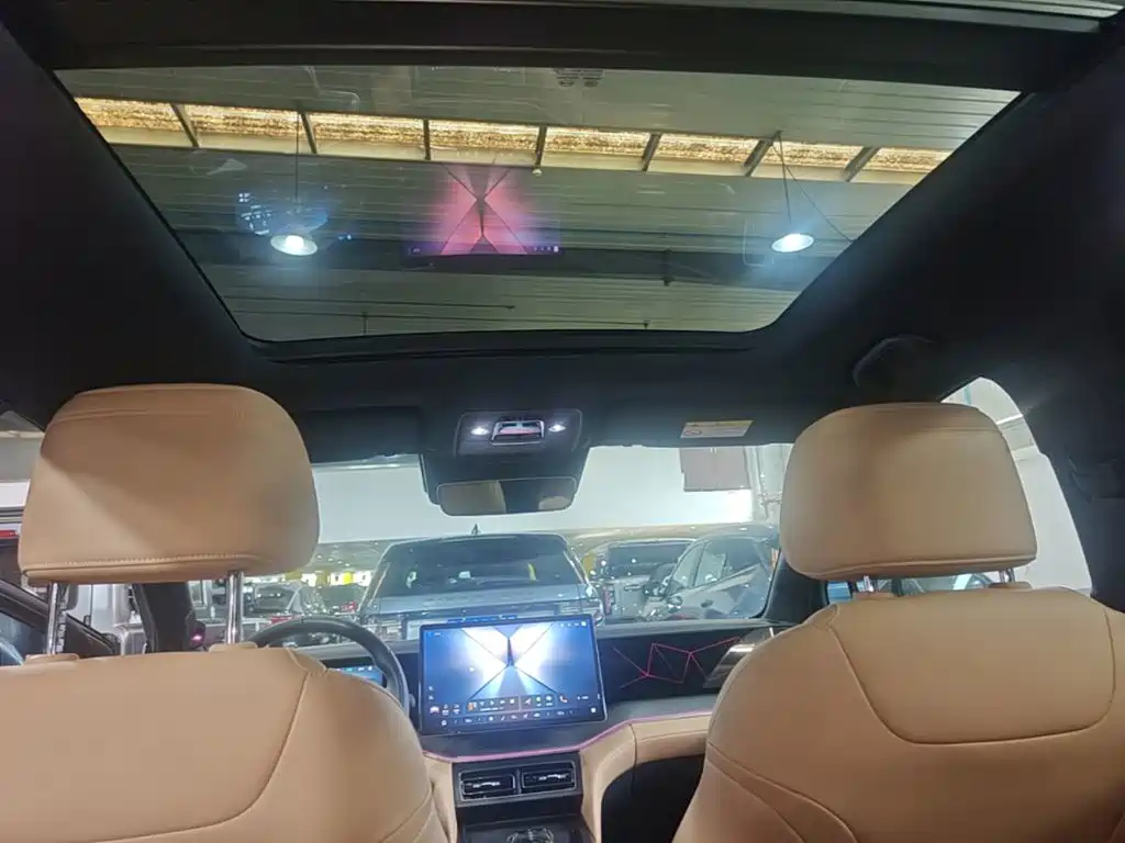 BYD L DM-i — миниатюра 18
