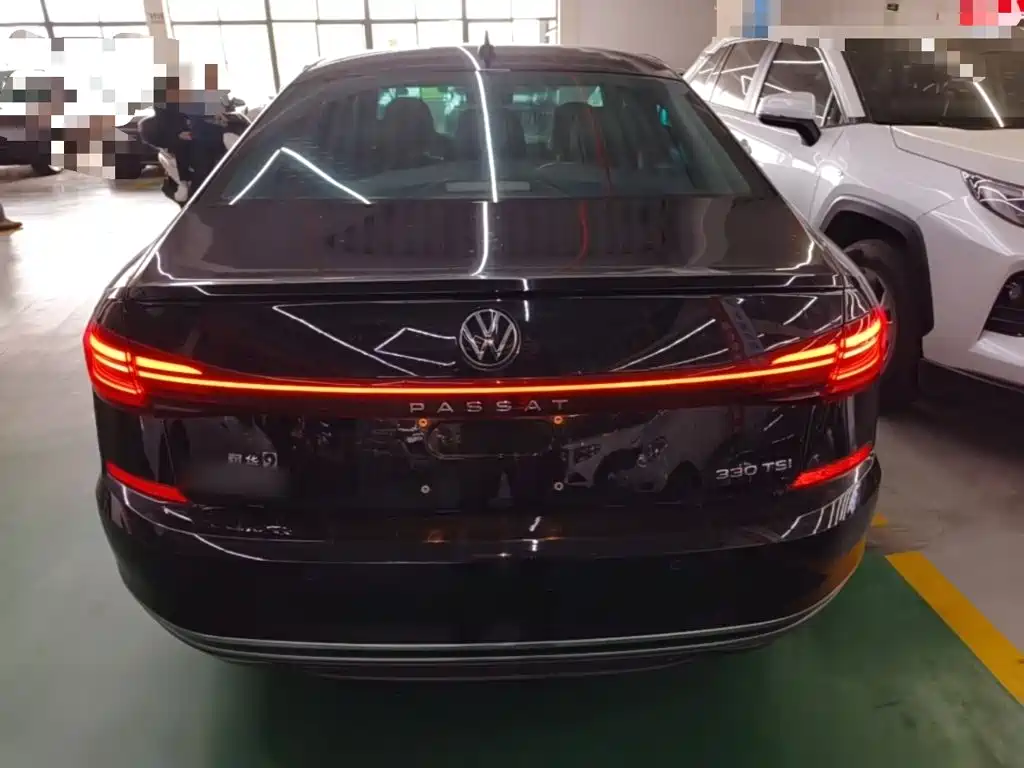 Volkswagen Passat — миниатюра 6