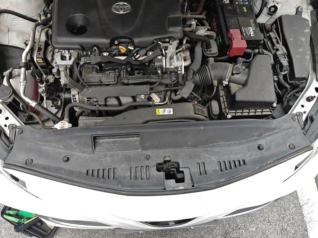 Toyota Camry — миниатюра 17