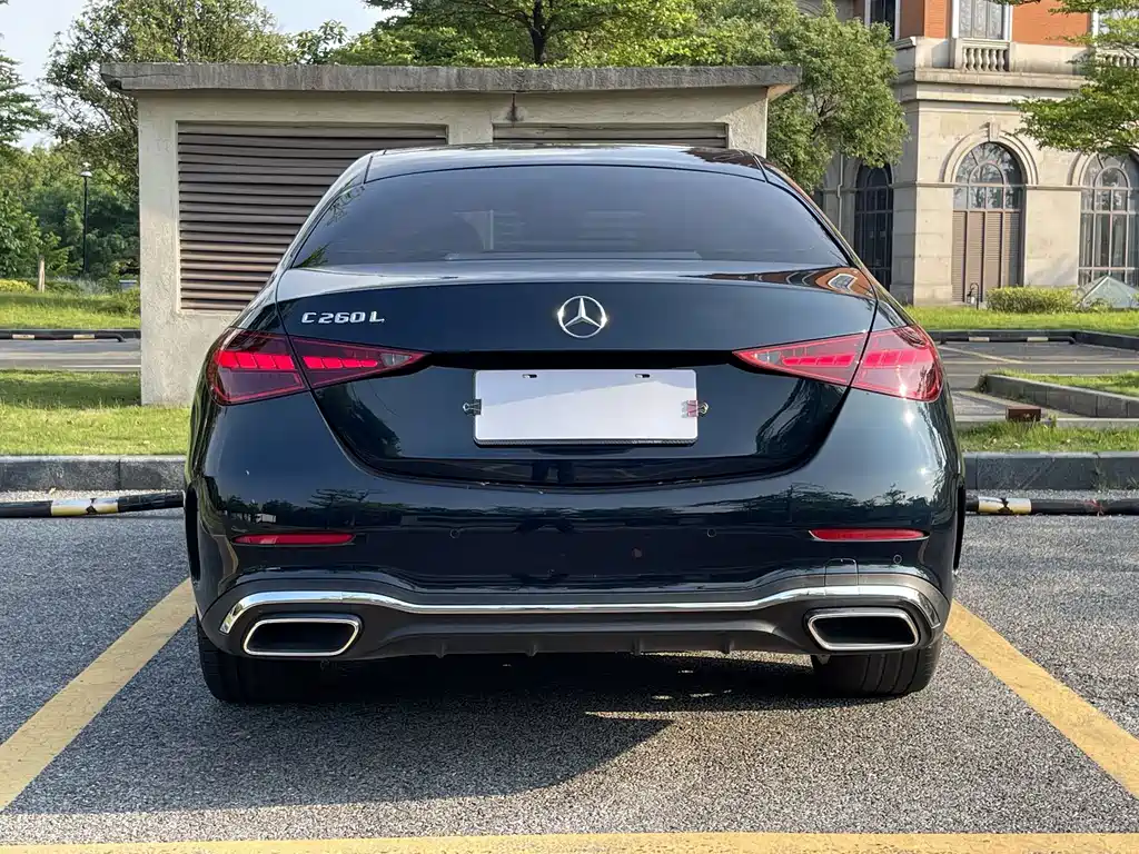 Mercedes-Benz C-Class — миниатюра 5