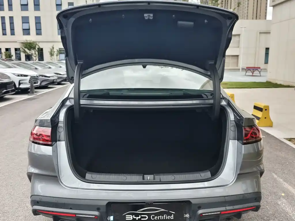 BYD Qin L — миниатюра 11