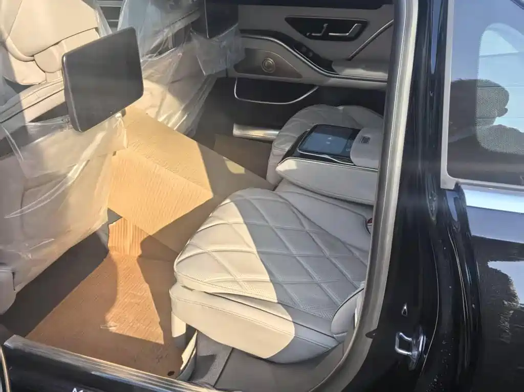 Mercedes-Benz S-Class — миниатюра 3