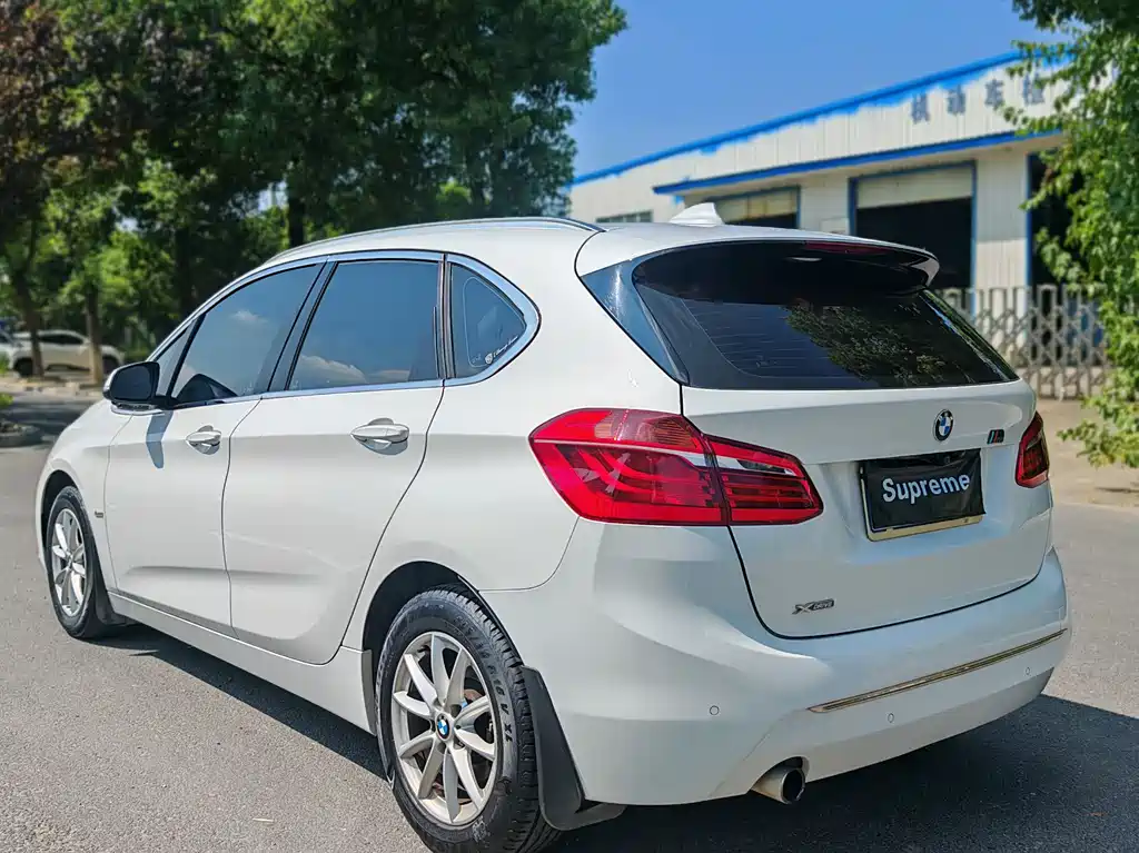 BMW 2 Series Active Tourer — миниатюра 9