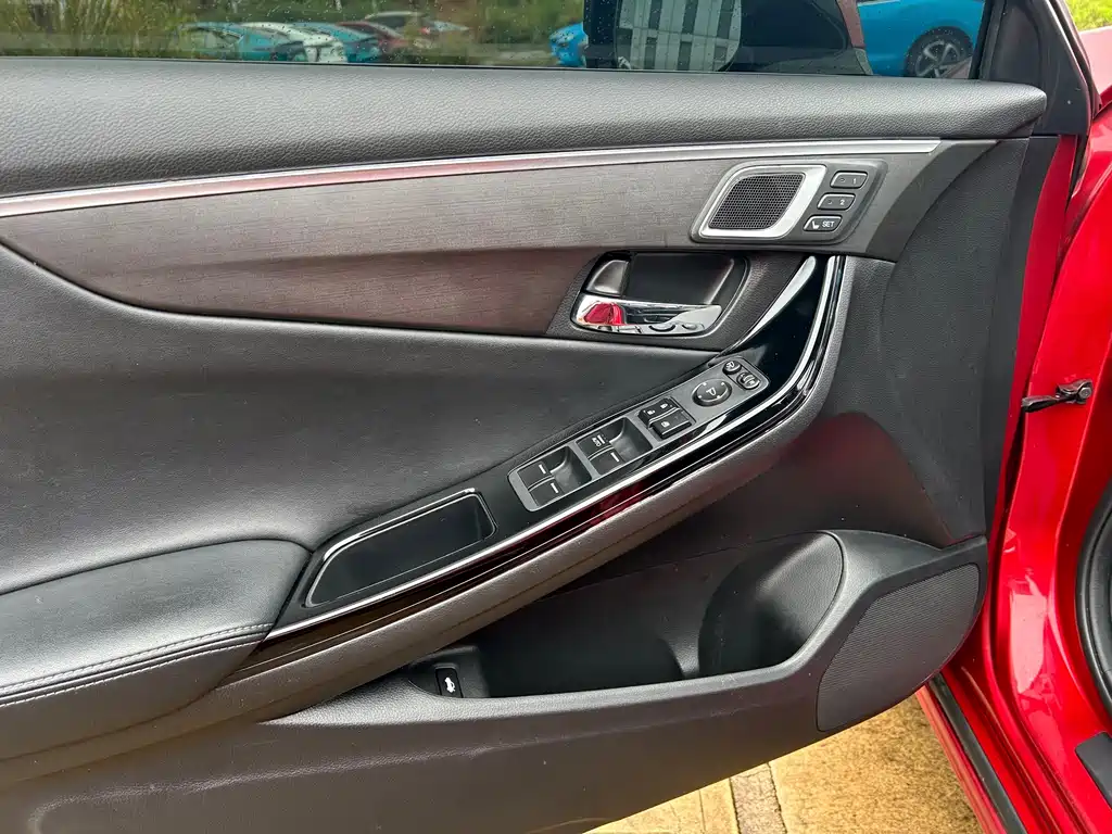 Honda Spirior — миниатюра 8
