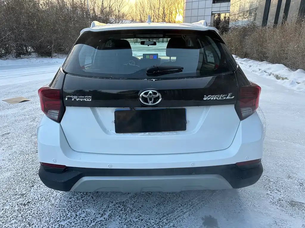 TOYOTA YARIS L ZHIXUAN