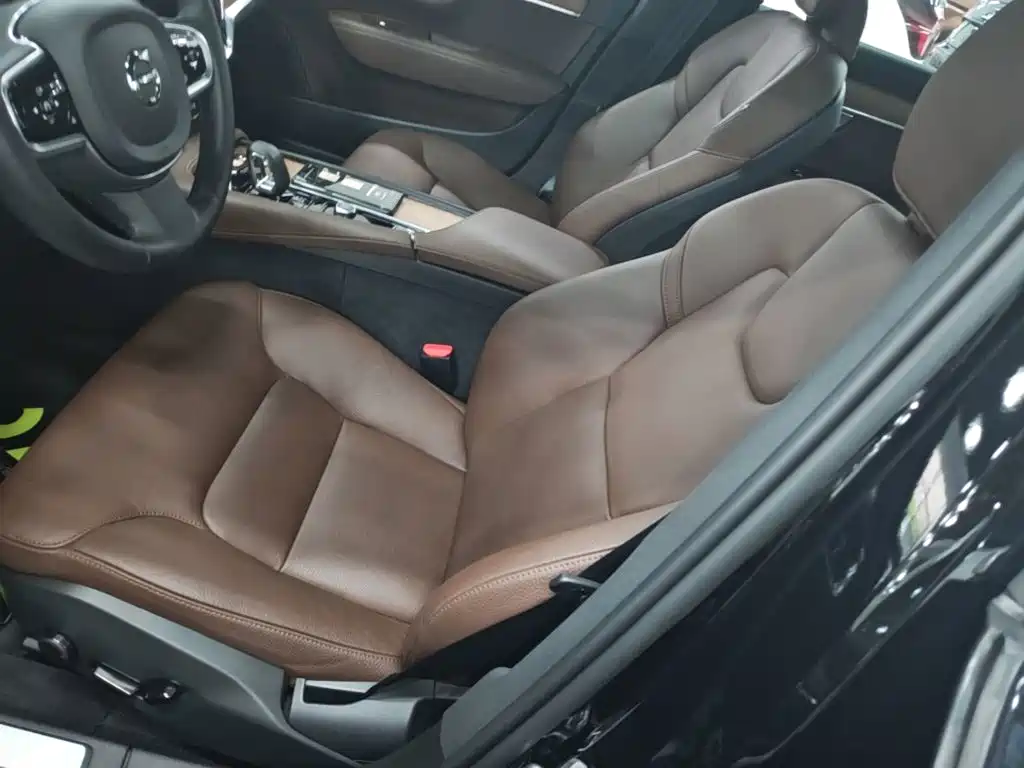 Volvo S90 — миниатюра 15