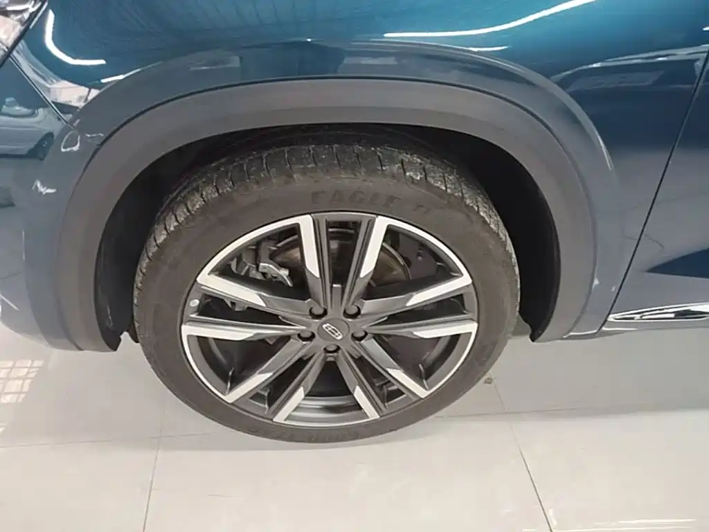 Geely Xingyue L — миниатюра 23